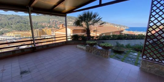 Porto S. Stefano Collina del Valle appartamento con grande terrazza vista mare e garage