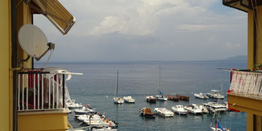Porto S. Stefano appartamento in posizione centrale