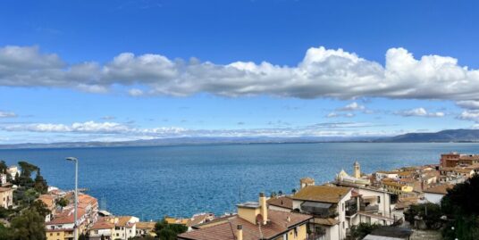 Porto S. Stefano Via Panoramica appartamento con balcone vista mare