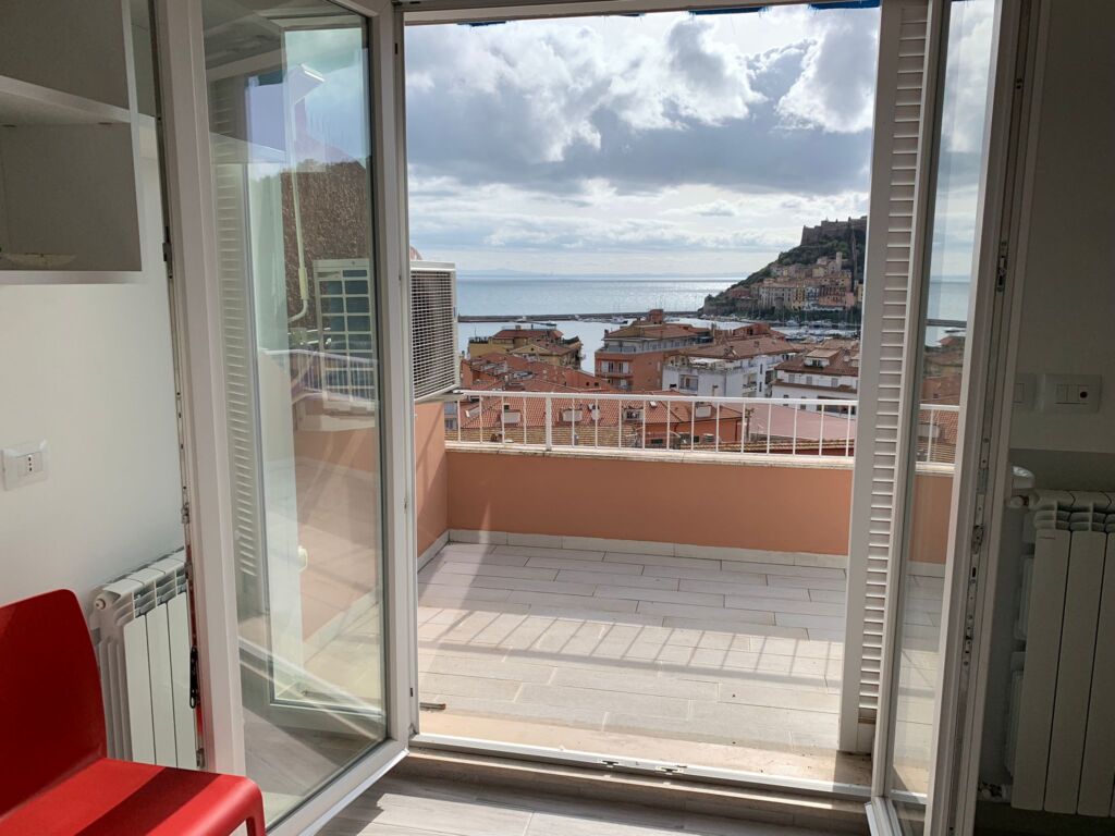 Affitto – Porto Ercole appartamento con terrazzo stupenda vista mare