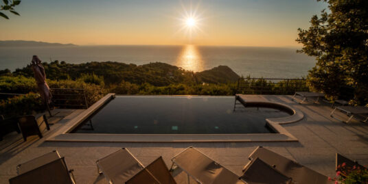 Affitto – Porto S. Stefano, località Calamoresca, villino con piscina vista mozzafiato sul mare e sulle isole