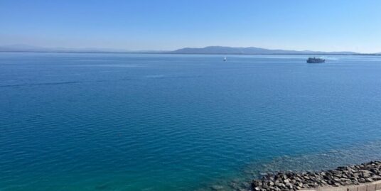 Affitto – Porto S. Stefano in zona Caletta appartamento in ottima posizione con vista mare