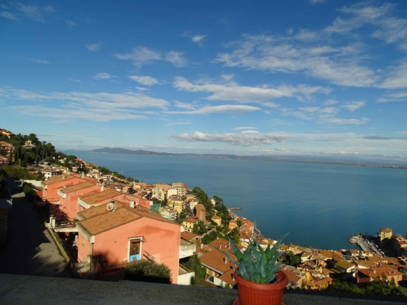 Porto S. Stefano via dello Scoglio Appartamento bellissima vista mare con garage
