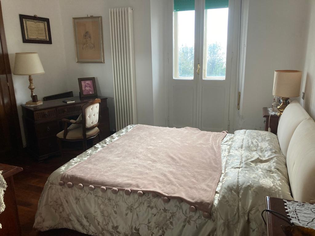 Orbetello – grande appartamento in pieno centro