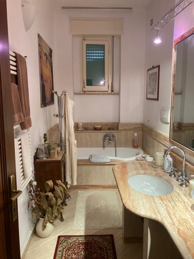 Orbetello – grande appartamento in pieno centro