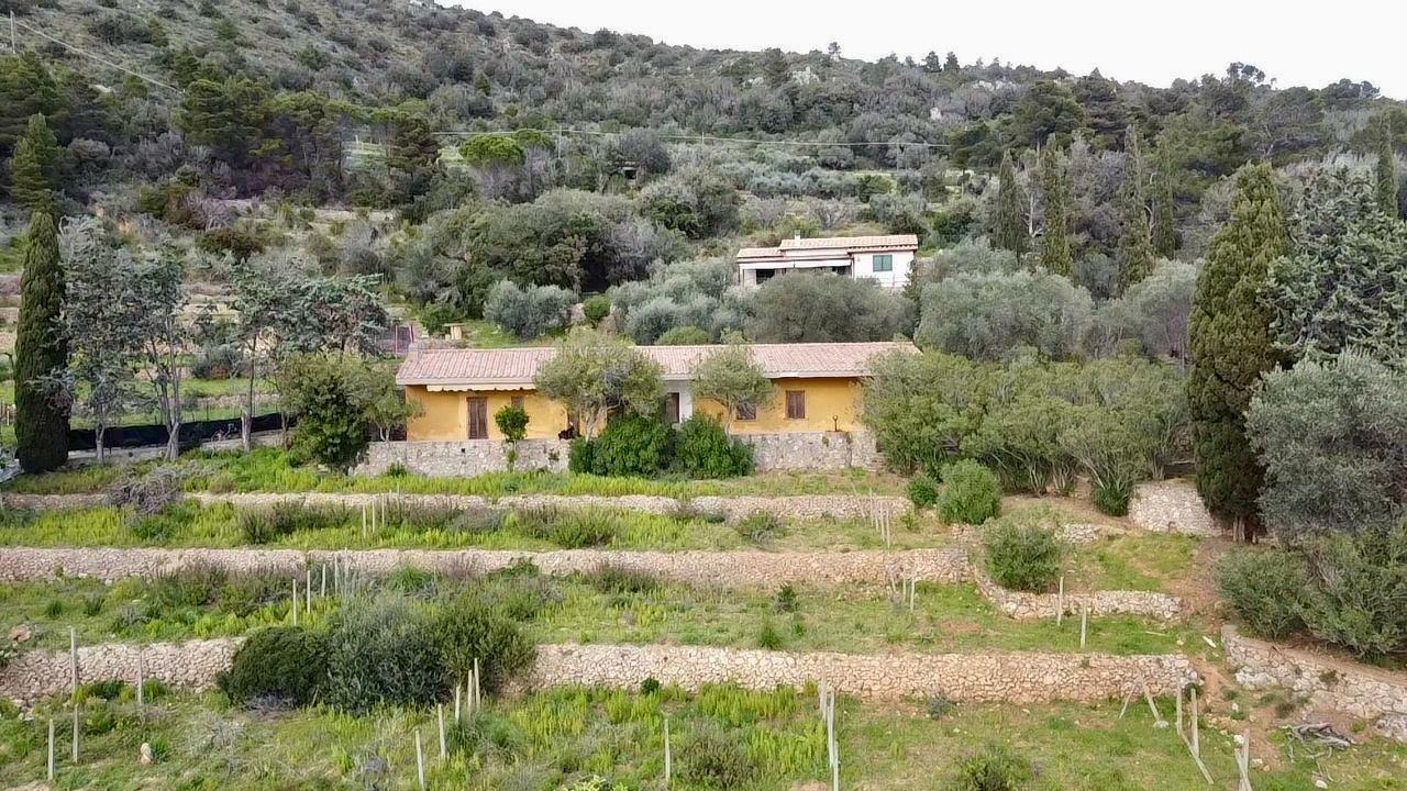 Porto S. Stefano – Loc. Lupaiola – Villa con splendida vista mare