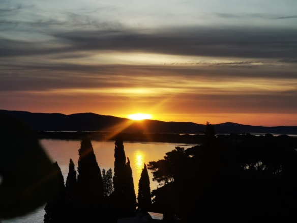 Porto S. Stefano – Località Pianone -attico  da sogno con vista sul mare, nel cuore dell’Argentario