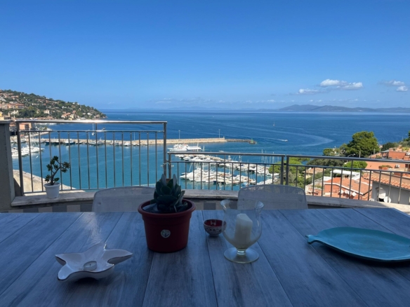 Porto S. Stefano – villino a schiera vista mare