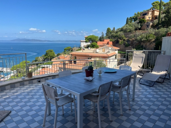 Porto S. Stefano – villino a schiera vista mare