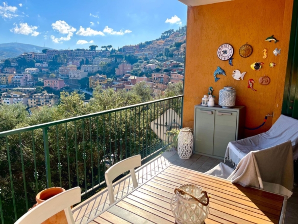 Porto S. Stefano – Appartamento centrale con terrazza vista mare e garage