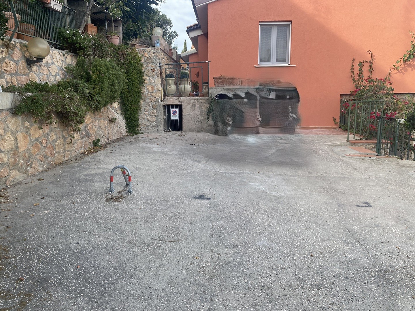 Porto S. Stefano Strada del Sole vendesi posto auto