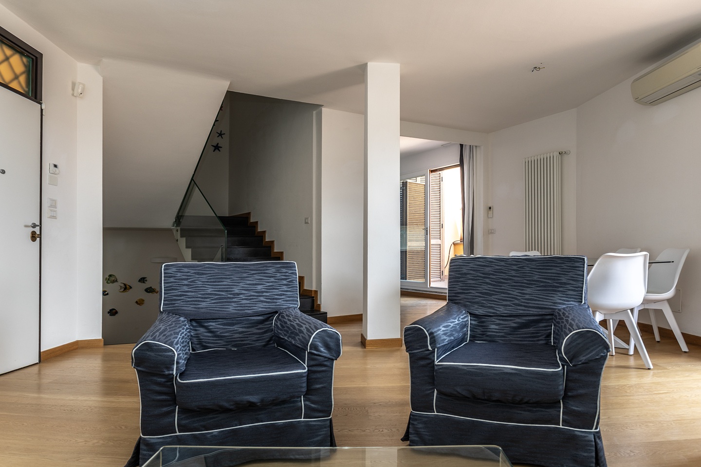 Porto S. Stefano- Via della Grotta – Appartamento su tre livelli con terrazzo vista mare