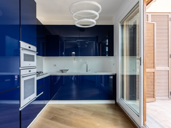 Porto S. Stefano- Via della Grotta – Appartamento su tre livelli con terrazzo vista mare
