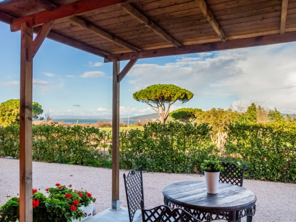 Monte Argentario – località Terrarossa – Villino indipendente