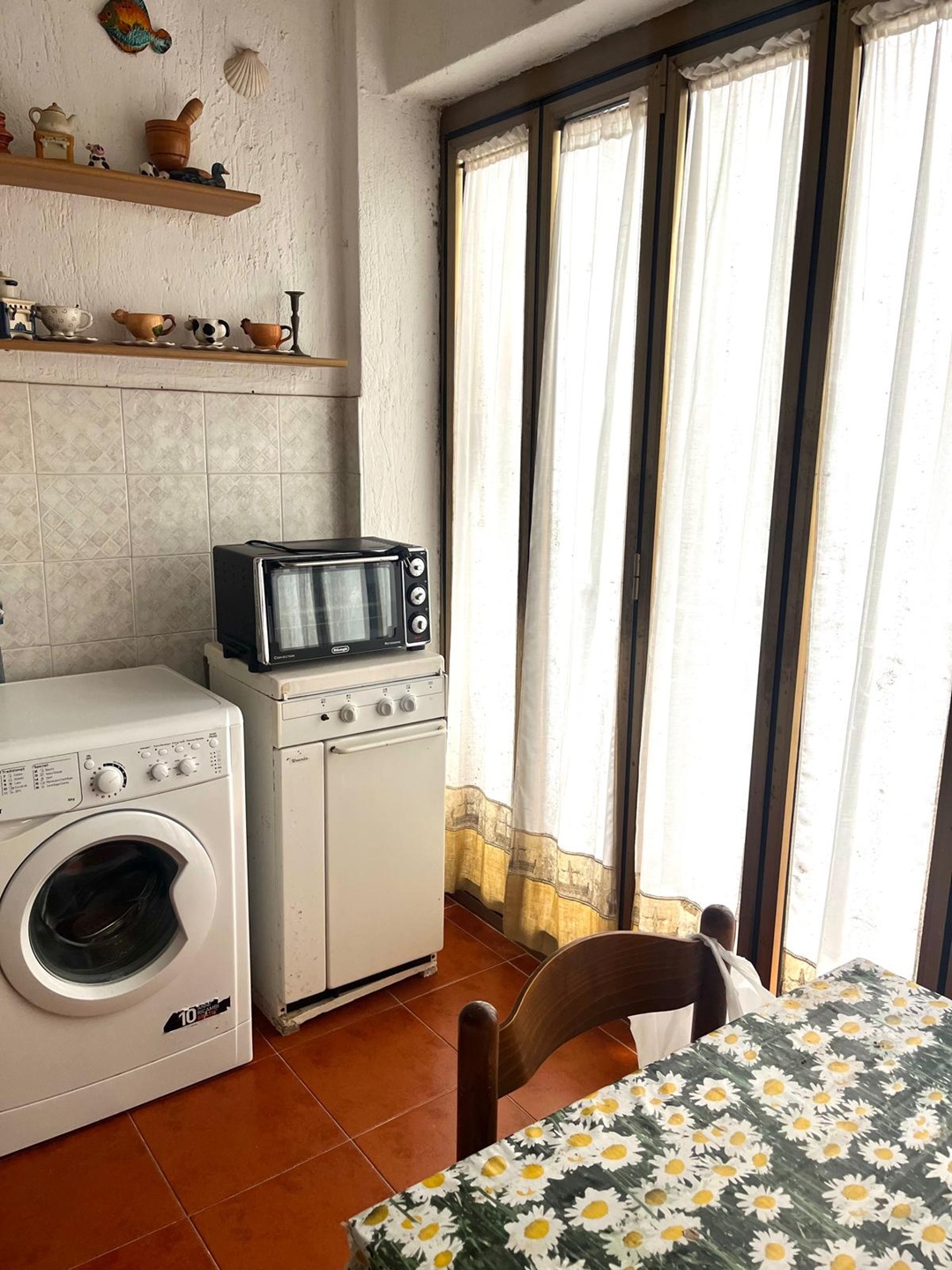 Porto S. Stefano – appartamento in centro di ampia metratura con giardino e vista mare