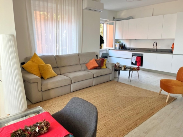 Porto S. Stefano – Via del Sole – appartamento ristrutturato e completamente arredato