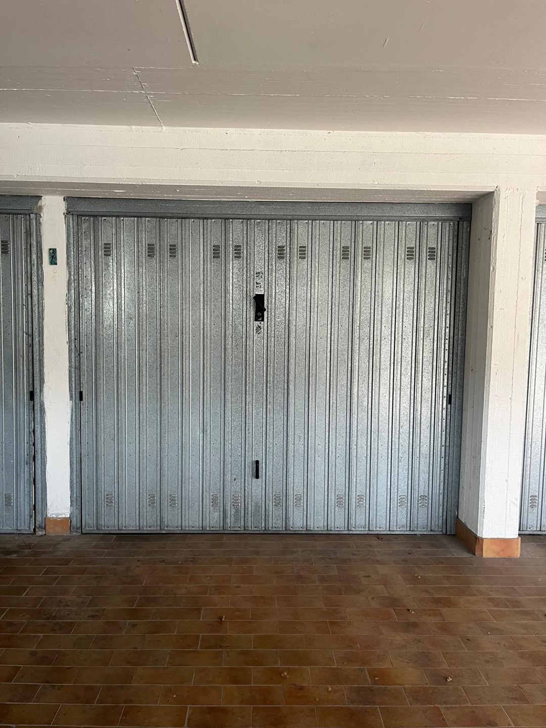 Porto S. Stefano – immobile con terrazzo abitabile, giardino e box auto