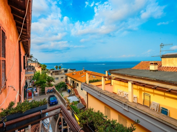 Porto S. Stefano – esclusivo appartamento in zona di pregio, a pochi passi dal mare
